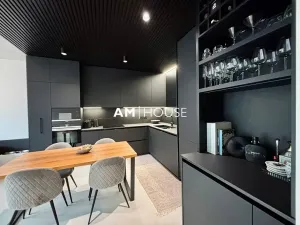 Pronájem bytu 3+kk, Praha - Karlín, Sokolovská, 80 m2