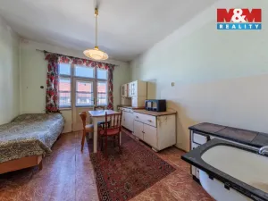 Prodej rodinného domu, Karlovy Vary - Drahovice, V. Huga, 214 m2