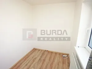 Pronájem bytu 1+1, Neratovice, 25 m2