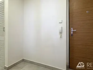 Prodej bytu 2+1, Praha - Dejvice, Krohova, 76 m2