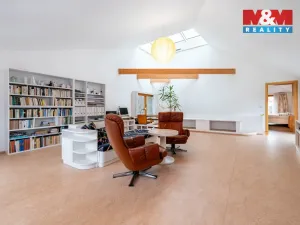 Prodej rodinného domu, Praha - Dejvice, V Šáreckém údolí, 230 m2