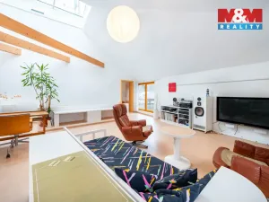 Prodej rodinného domu, Praha - Dejvice, V Šáreckém údolí, 230 m2