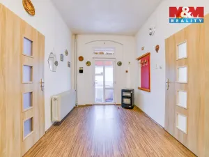 Prodej rodinného domu, Podhradí, 165 m2