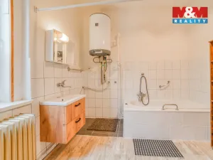 Prodej rodinného domu, Podhradí, 165 m2