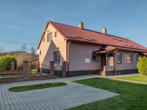 Prodej rodinného domu, Pržno, 197 m2