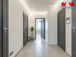 Prodej bytu 2+kk, Cvikov - Cvikov II, Sídliště, 43 m2