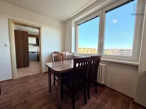 Pronájem bytu 3+1, Hrušovany u Brna, Sídliště, 72 m2