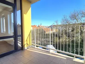 Pronájem bytu 2+kk, Písek, V Portyči, 65 m2