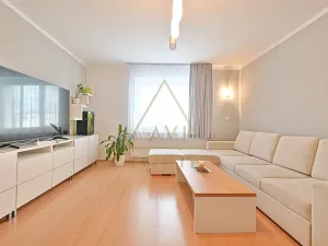 Prodej rodinného domu, Hřebeč, nám. Draha, 150 m2