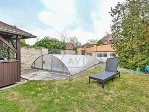 Prodej rodinného domu, Hřebeč, nám. Draha, 150 m2