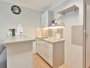 Prodej rodinného domu, Hřebeč, nám. Draha, 150 m2