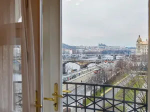 Pronájem bytu 3+1, Praha - Nové Město, Dřevná, 100 m2