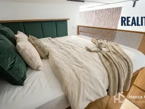 Pronájem bytu 1+kk, Brno, třída Generála Píky, 42 m2