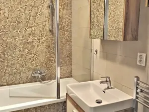 Prodej bytu 3+kk, Pardubice, Husova, 68 m2