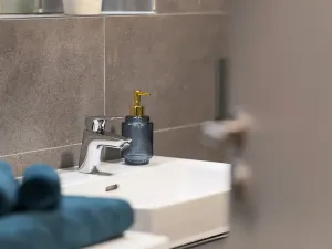 Pronájem bytu 2+kk, Praha - Hloubětín, Poděbradská, 50 m2