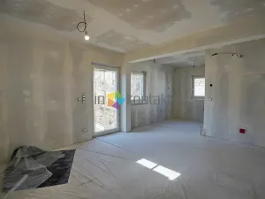 Prodej rodinného domu, Holasovice, 107 m2