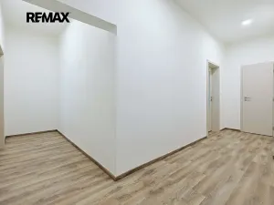 Pronájem bytu 3+kk, Plzeň, Koterovská, 81 m2