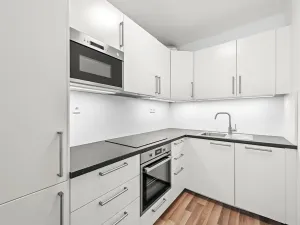 Pronájem bytu 2+kk, Praha - Strašnice, Zvěřinova, 72 m2