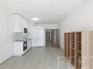 Pronájem bytu 1+kk, Praha - Letňany, Kadečkové, 34 m2