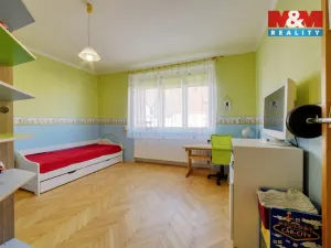 Prodej bytu 3+1, Cheb, Valdštejnova, 86 m2