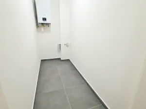 Pronájem bytu 3+kk, Praha - Bubeneč, Eliášova, 90 m2