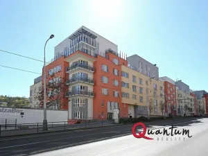Pronájem bytu 1+kk, Praha - Košíře, Plzeňská, 35 m2
