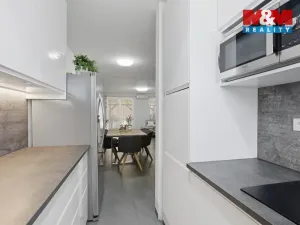 Prodej rodinného domu, Louny, Jabloňová, 126 m2