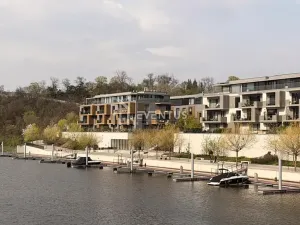 Pronájem bytu 2+kk, Praha - Libeň, Menclova, 53 m2