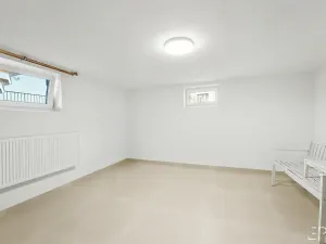 Prodej rodinného domu, Slapy, 309 m2