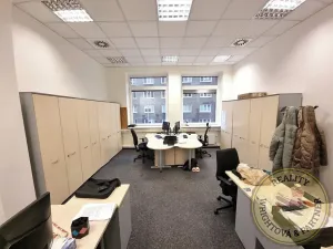 Pronájem kanceláře, Praha - Libeň, 714 m2