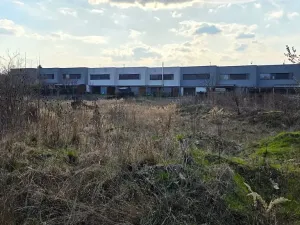 Dražba pozemku, Praha - Ďáblice, Červenomlýnská, 3900 m2