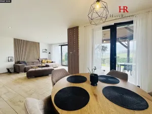 Pronájem rodinného domu, Bystřice, 200 m2