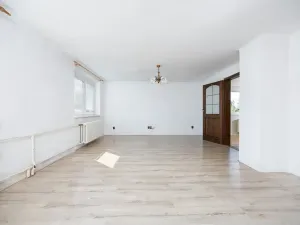 Prodej rodinného domu, Strančice, 193 m2