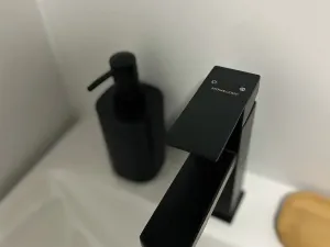 Prodej bytu 1+kk, Karlovy Vary, Fibichova, 19 m2