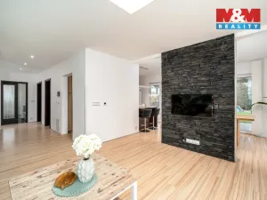 Prodej rodinného domu, Řečany nad Labem, K Tišině, 266 m2