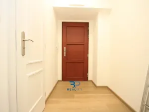 Prodej bytu 1+1, Praha - Žižkov, Milíčova, 33 m2