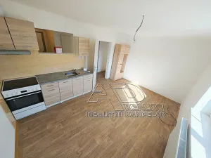 Pronájem bytu 2+kk, České Budějovice, Suchovrbenské nám., 44 m2