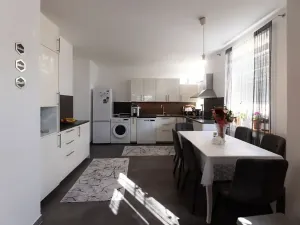 Prodej činžovního domu, Uherské Hradiště, Svatojiřské nábřeží, 293 m2