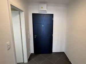 Pronájem bytu 2+kk, Praha - Dolní Měcholupy, Honzíkova, 44 m2