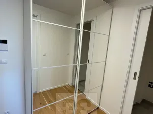 Pronájem bytu 2+kk, Praha - Holešovice, Jankovcova, 63 m2