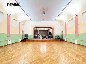 Prodej činžovního domu, Praha - Ďáblice, Kokořínská, 1880 m2