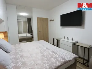 Pronájem bytu 2+kk, Praha - Uhříněves, Karla Guta, 49 m2