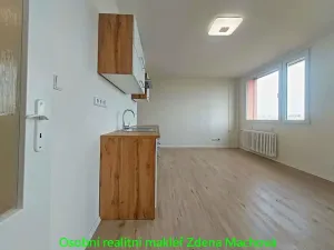 Pronájem bytu 1+kk, Praha - Řepy, 35 m2