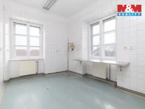Pronájem obchodního prostoru, Slavkov u Brna, Palackého náměstí, 71 m2