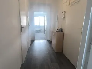 Pronájem bytu 2+1, Hradec Králové, Vocelova, 75 m2