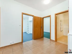 Pronájem bytu 3+kk, Praha - Čakovice, Marie Podvalové, 70 m2