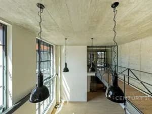 Prodej atypického bytu, Praha - Vysočany, Kolbenova, 181 m2