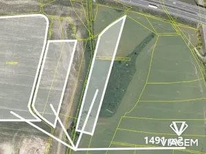 Prodej podílu pole, Zlatníky-Hodkovice, 1491 m2