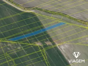 Prodej podílu pole, Hradec Králové, 1893 m2