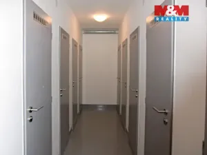 Pronájem bytu 1+kk, Praha - Letňany, Frýdecká, 27 m2